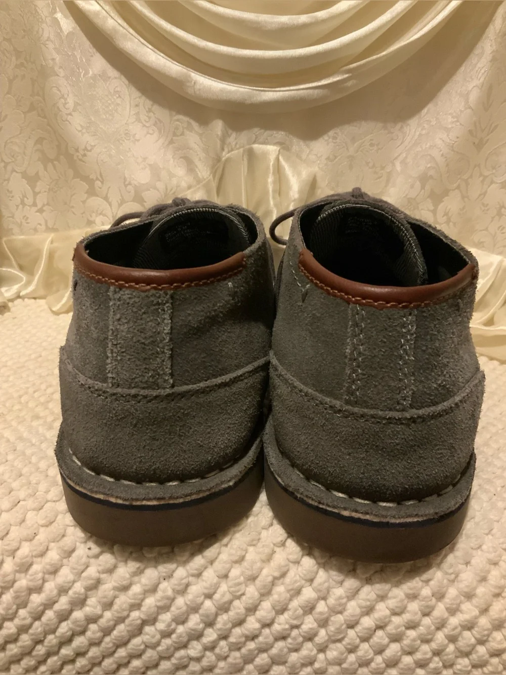 KENNETH COLE